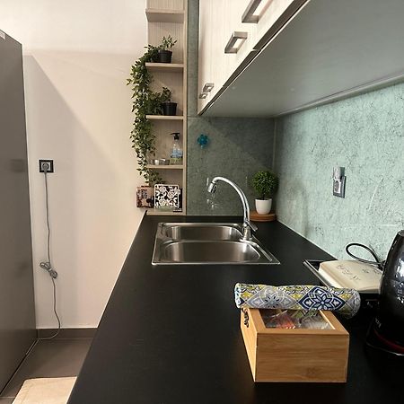 Hitech Appartment Amaliada Экстерьер фото